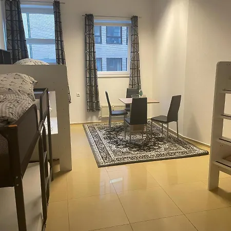Cityapartment Bei Hauptbahnhof Hostal *